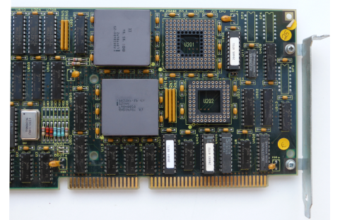 a80386DX-25 and a82385-25 on an RM Nimbus Board
